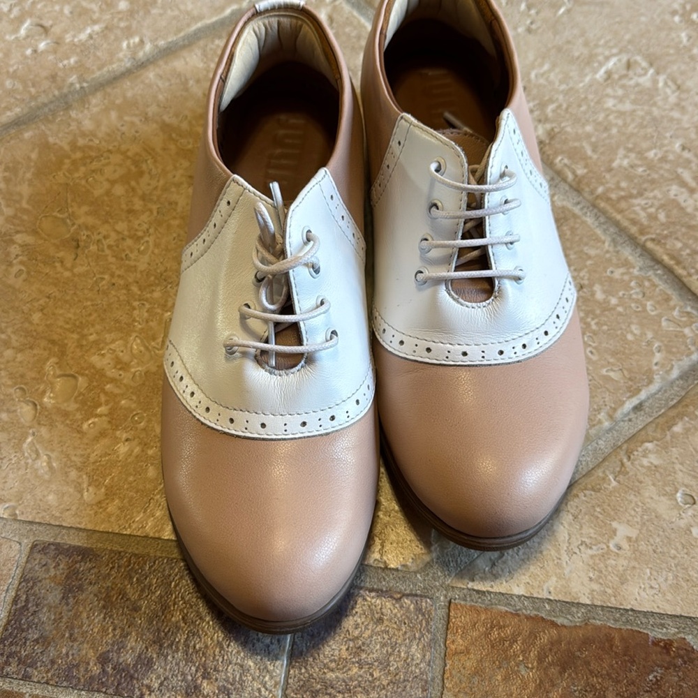 Julia Bo saddle, shoes, pink and white new no tag size 37.